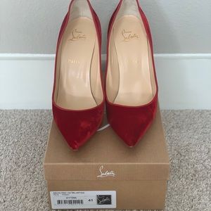 Red velvet Louboutins
